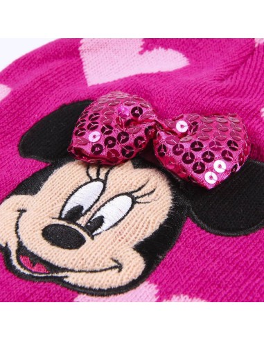 gorro-invierno-rosa-minnie-mouse-disney-2.jpg – Detalle del bordado de Minnie.