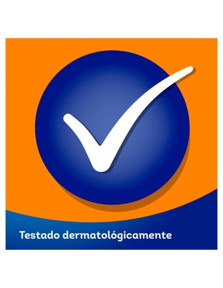 Uso de toallitas Dodot Básico en bebé.