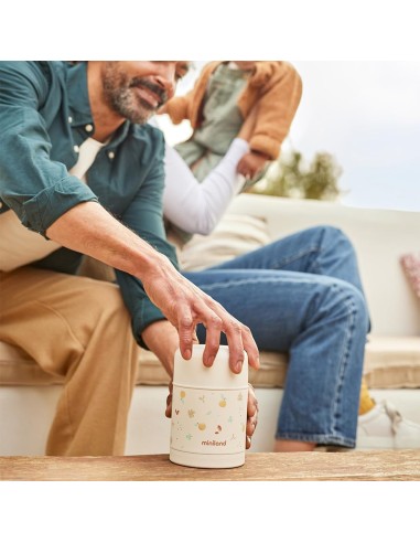 termo-alimentos-food-thermy-600ml-miniland-4.jpg – Detalle del cierre hermético.