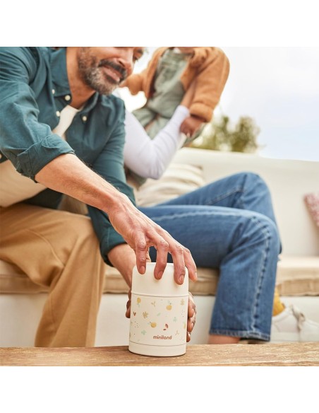 termo-alimentos-food-thermy-600ml-miniland-4.jpg – Detalle del cierre hermético.