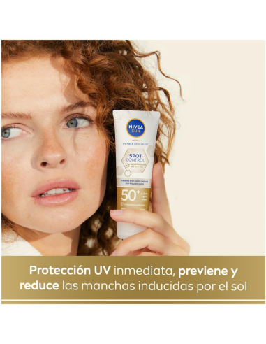 fluido-solar-antimanchas-spf50-nivea-40ml-aplicacion.jpg
