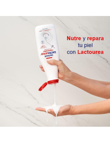 lactovit-gel-bano-reparador-lactourea-550ml-3.jpg – Textura cremosa del gel.