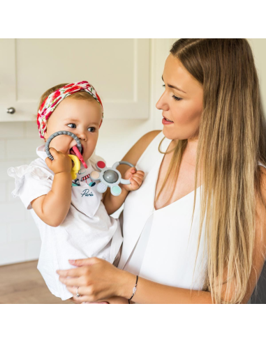 mordedor-silicona-llaves-divertidas-babyono-3.jpg – Textura de silicona para masaje de encías.