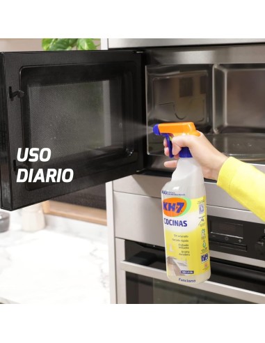 pack-kh7-cocina-banos-780ml-3.jpg – Uso en cocina.