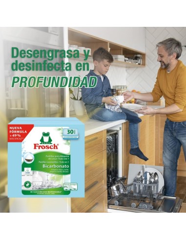 pastillas-lavavajillas-todoen1-bicarbonato-30uds-frosch-4.jpg – Producto en uso en lavavajillas.