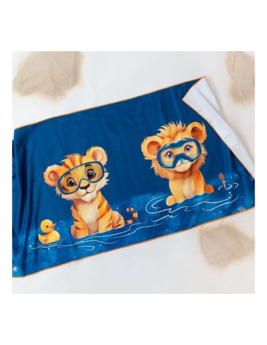 Oferta Toalla red de playa de microfibra león-tigre 150X75cm. Kiokids