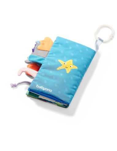 Detalle de libro sensorial BabyOno con texturas y sonidos marinos