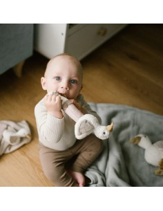 Sonajero mordedor Cri Cri Ganso Zoe BabyOno para bebés desde 0 meses 2