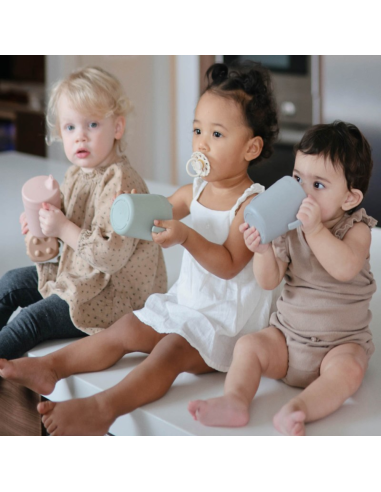 Taza didáctica con asas Mushie