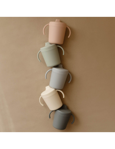 Taza didáctica con asas Mushie