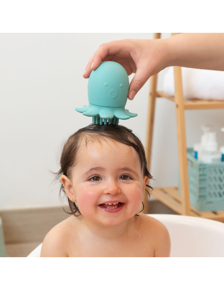 cepillo-bano-silicona-verde-kiokids