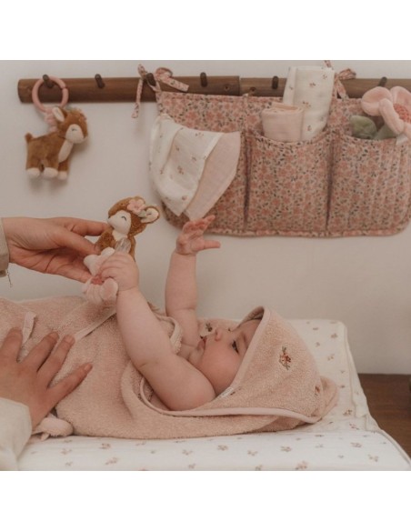 Detalle del anillo ciervo Little Dutch Fairy para estimular sentidos del bebé