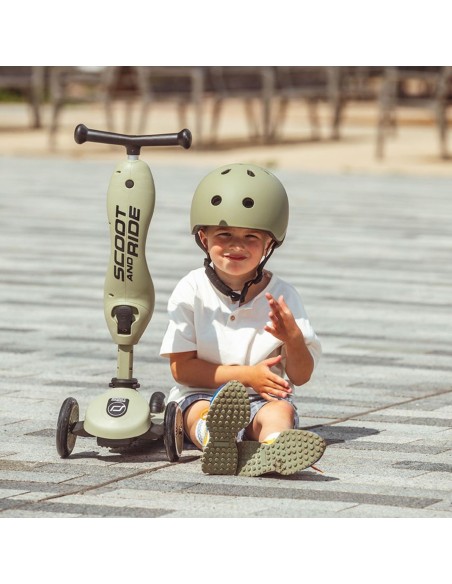 patinete-2-en-1-highwaykick-7.jpg – Sistema anti-vuelco en la base.