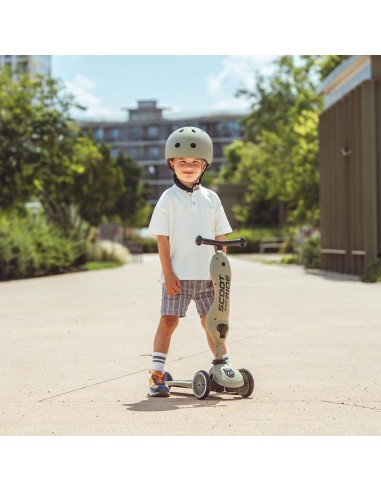 patinete-2-en-1-highwaykick-7.jpg – Sistema anti-vuelco en la base.