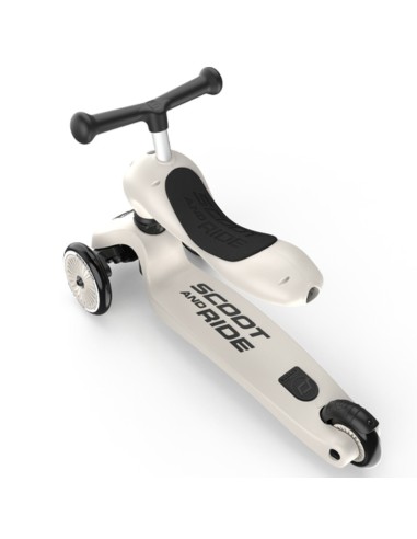 patinete-2-en-1-highwaykick-2.jpg – Vista en modo correpasillos.