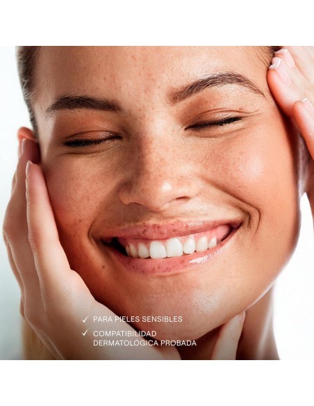 pack-leche-limpiadora-crema-facial-weleda-5.jpg – Envase sobre fondo blanco.