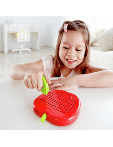 manzana-magnetica-hape-expositor