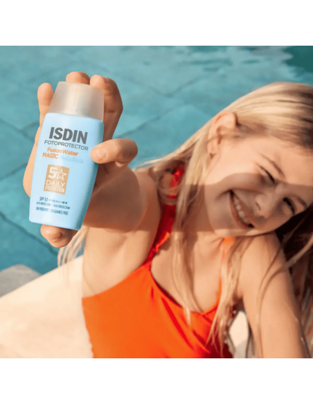 Protector solar facial Water Magic SPF50 50ml |Isdin - Nappy.es