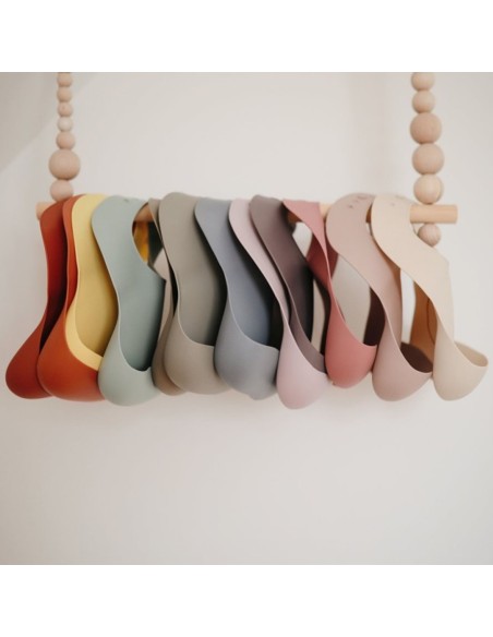 Babero Silicona solid azul 26,5x3,5cm Mushie